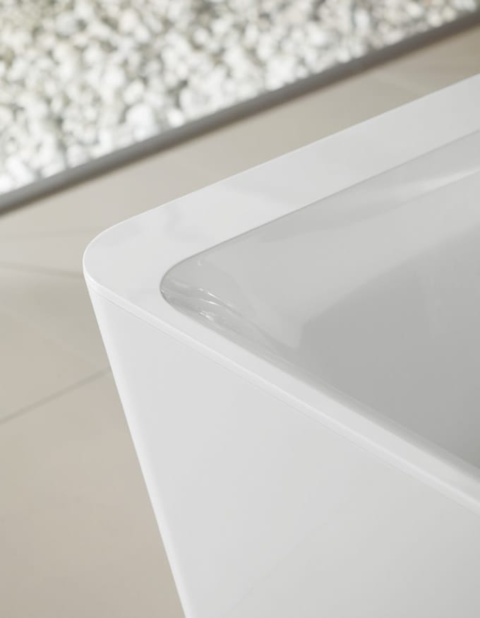 Villeroy & Boch's Beautiful Squaro Edge 12 Bath