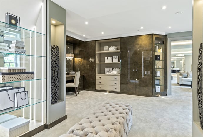 Luxury Dressing Room Design 